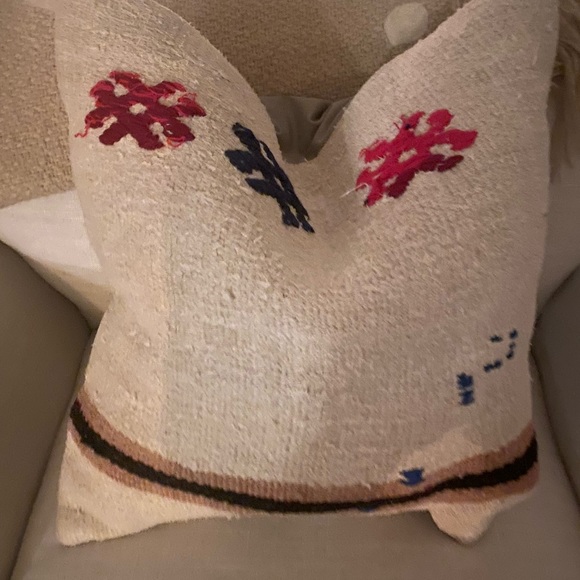 Vintage Turkish Help Pillows - Picture 3 of 4